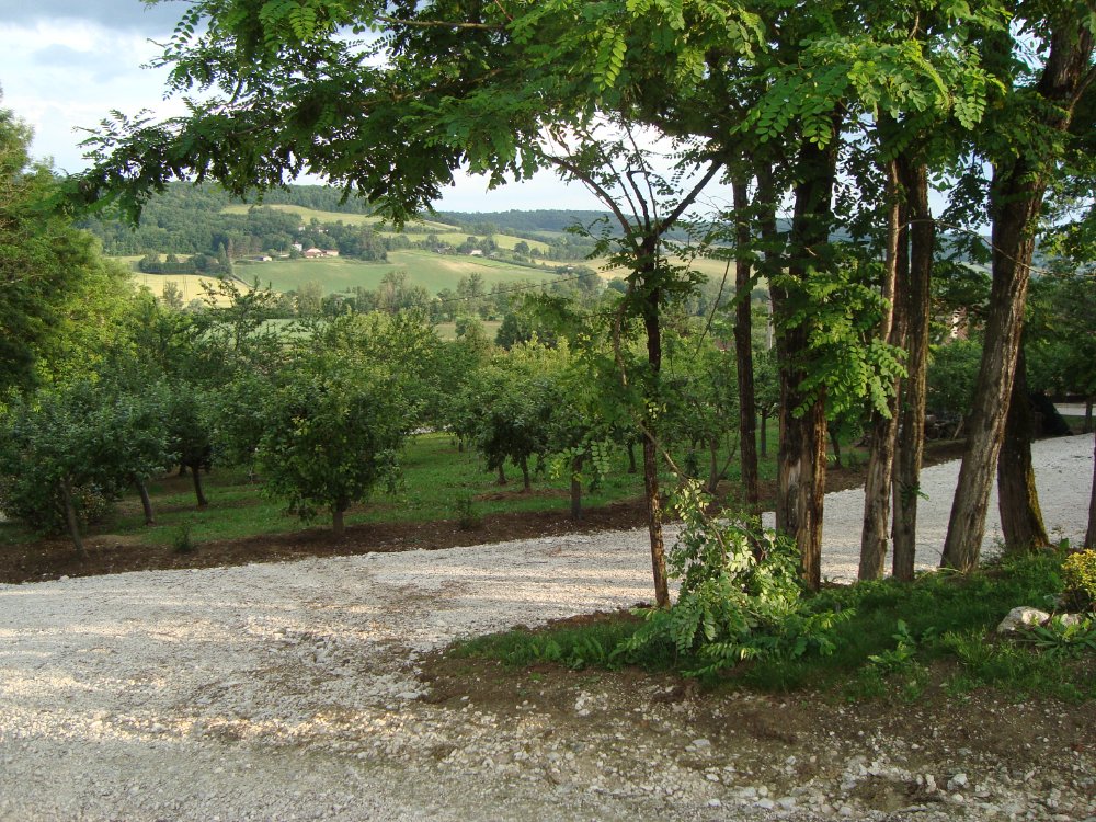 Aire camping-car  Lauzerte (82110) - Photo 2